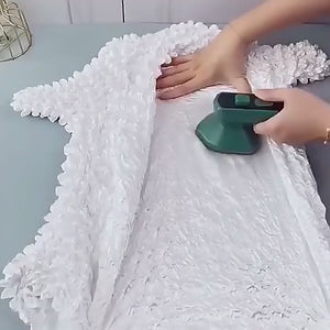 مكواة صغيرة محمولة - سهلة الحمل، سريعة التسخين، بتصميم صغير الحجم